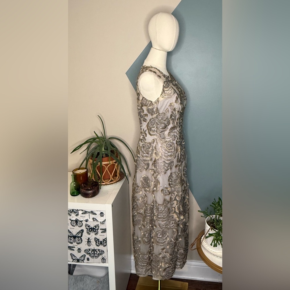 Hitherto Metallic Floral Embroidered Dress Gold Silver Fit Flare USA Made Sz 6 - Picture 4 of 13